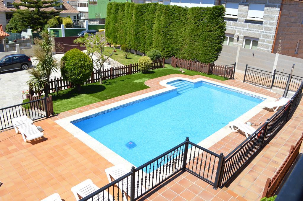 Apartamentos Sinas Playa Raxo Exterior foto